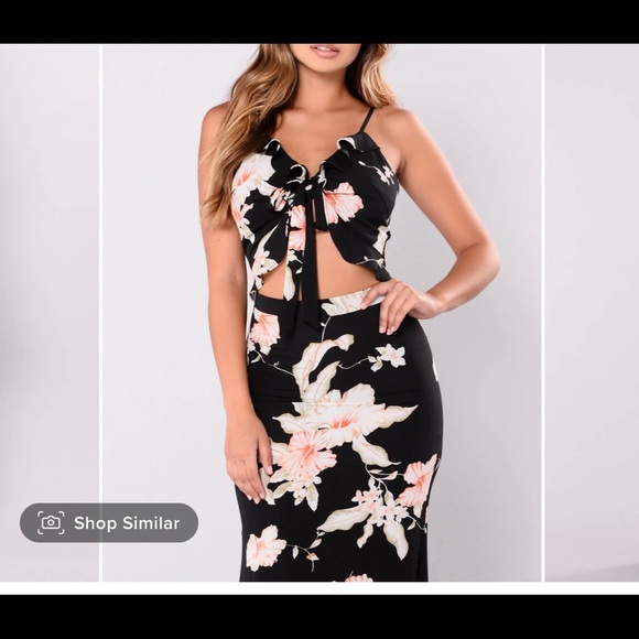 Fashion nova Nalani dress - Picture 2 of 3